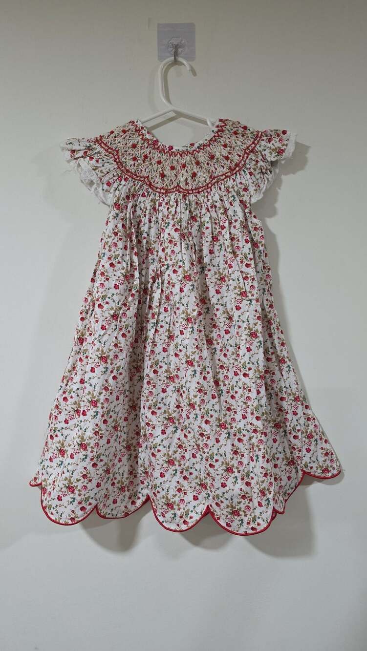 Babeeni Toddler Girls 2T Hand-Smocked Red Floral Bishop Dress with Scalloped Hem